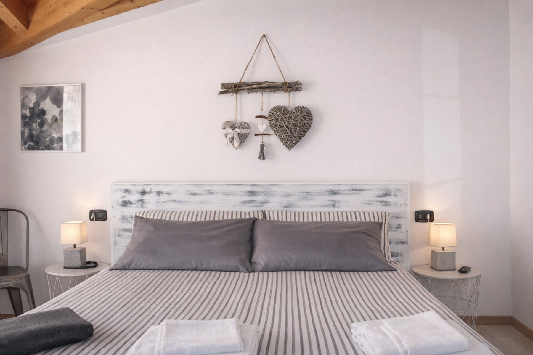 Testata letto e dettagli